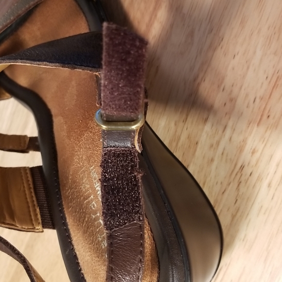 Naturalizer N5 "Tenor" comfort wedge sandal. - Picture 9 of 12